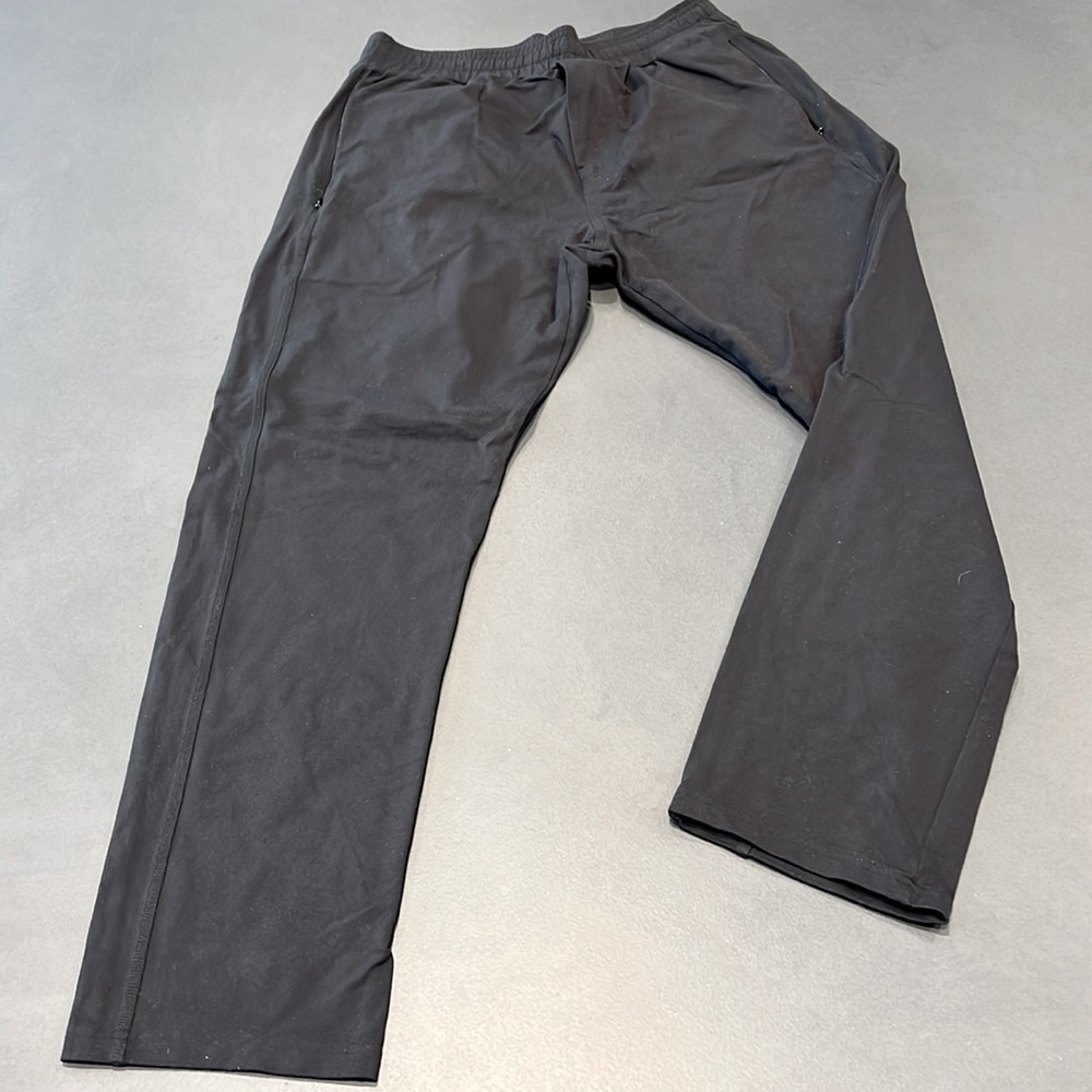 Public Rec lounge pants.